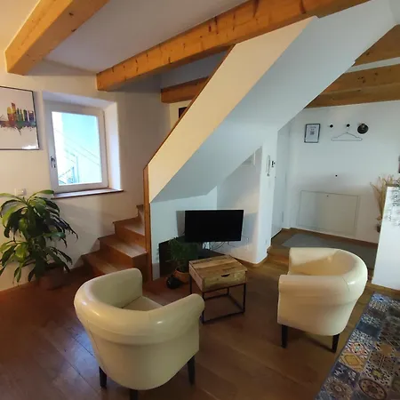 Apartment In Kleiner Historischer Altstadt